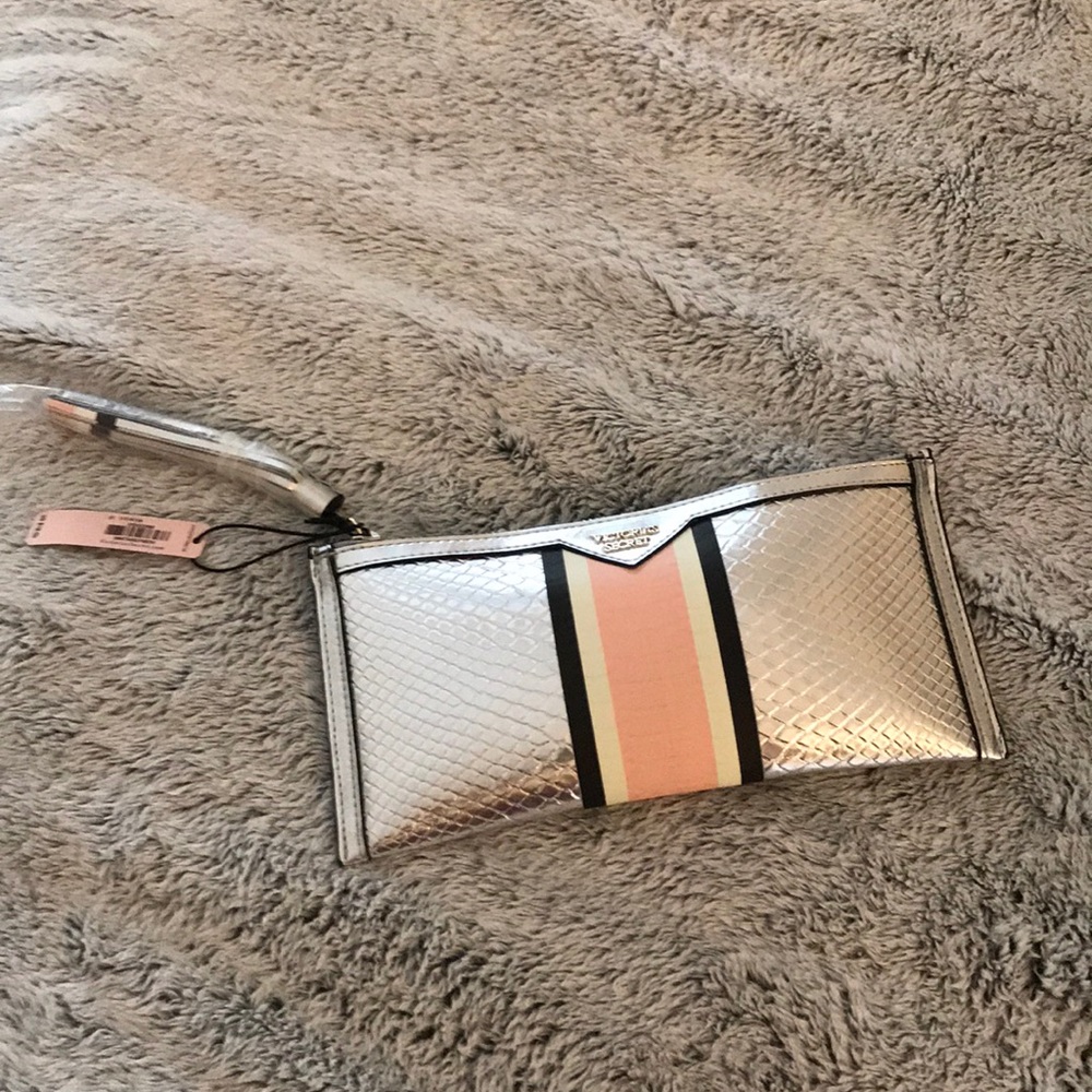 Victoria’s Secret wristlet never used